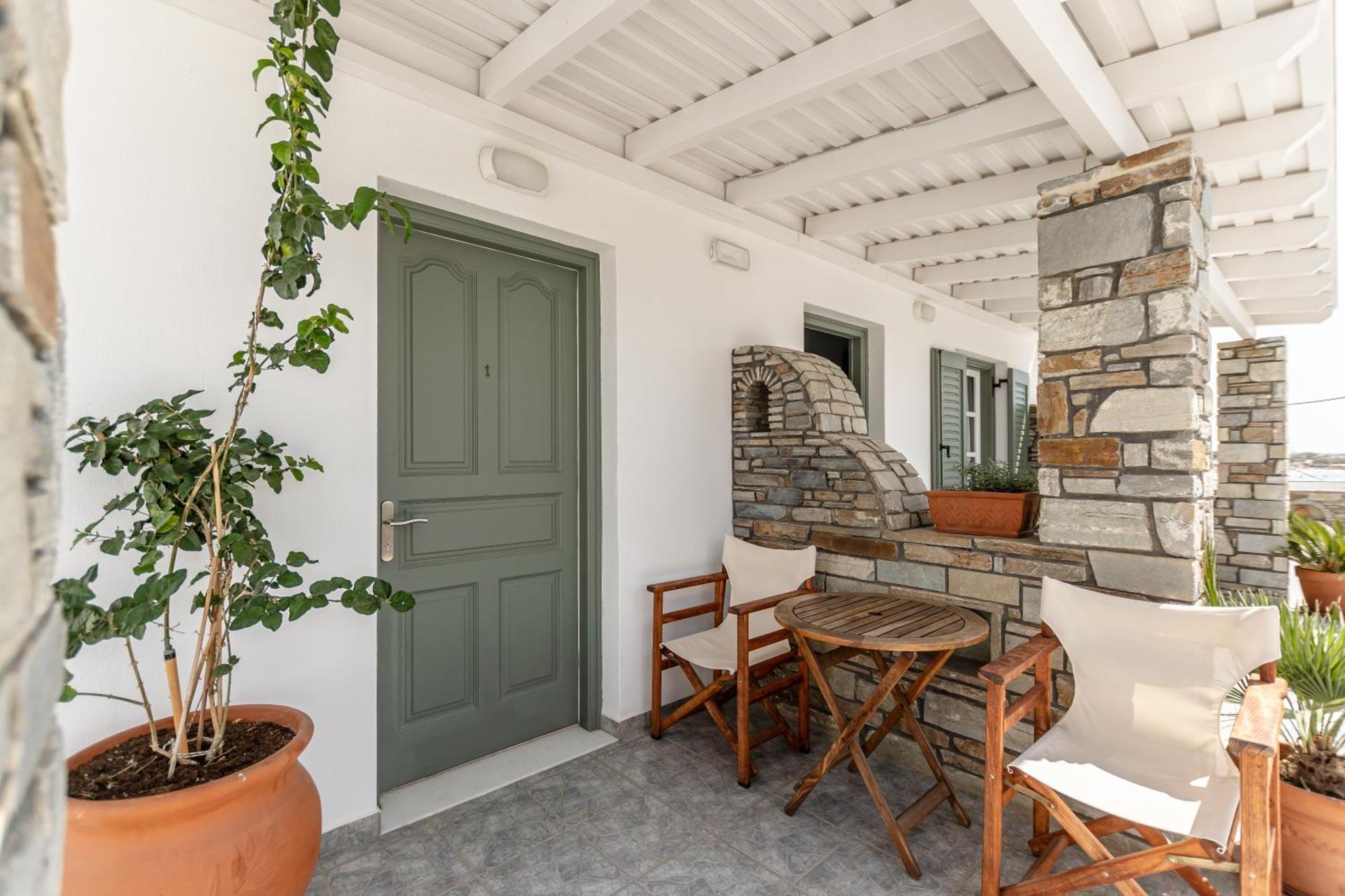 Summer Times Studios Naxos City Экстерьер фото